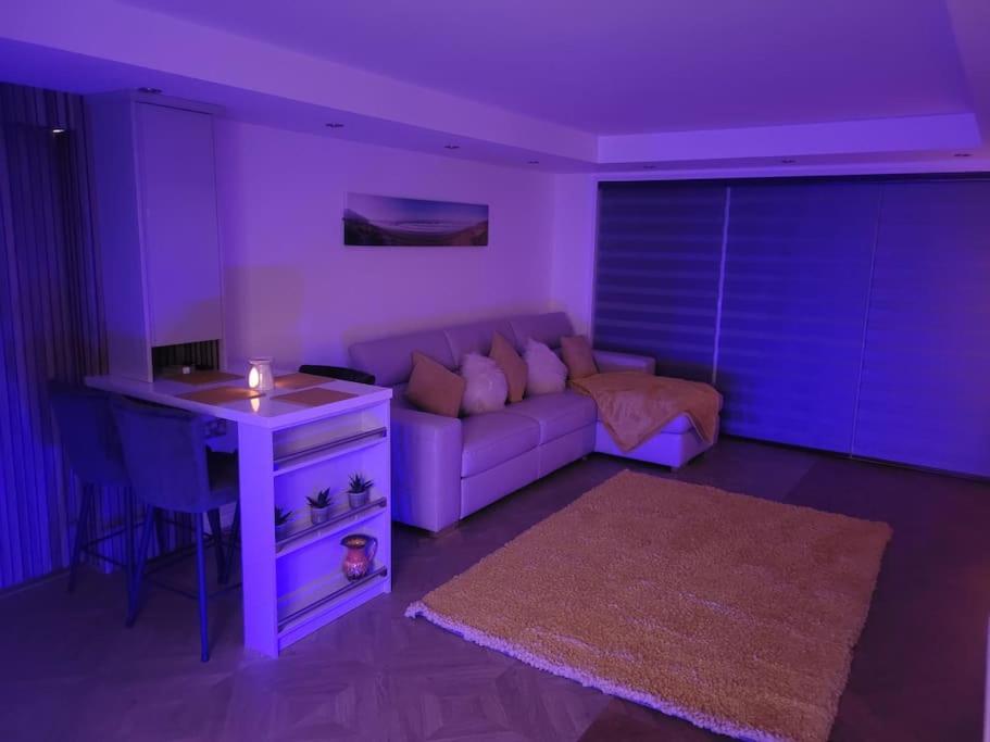 Sister'S Studio Llanelli Buitenkant foto